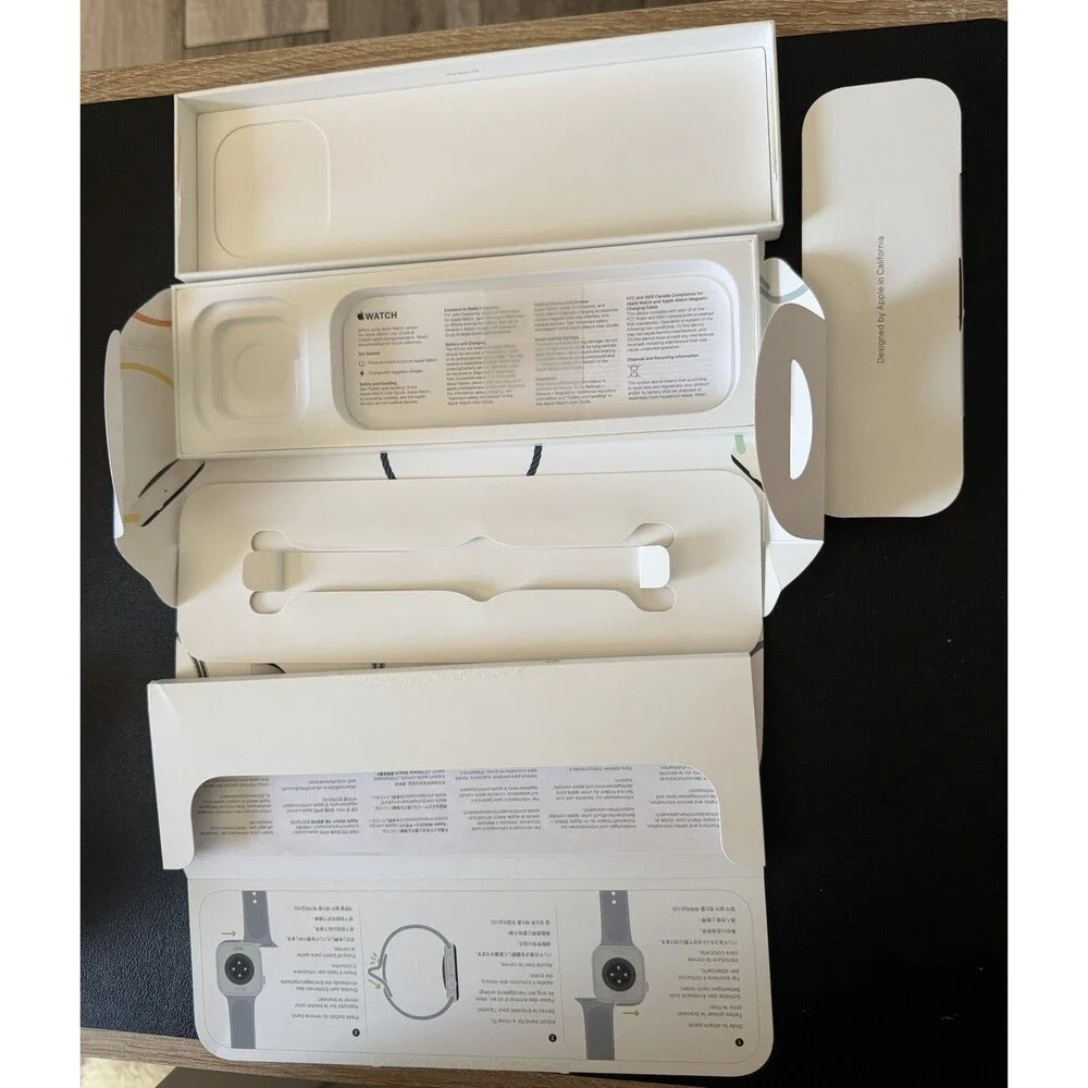 EMPTY BOX ONLY for Apple Watch SE 2nd Gen (2022) 40mm Starlight Aluminum A2722